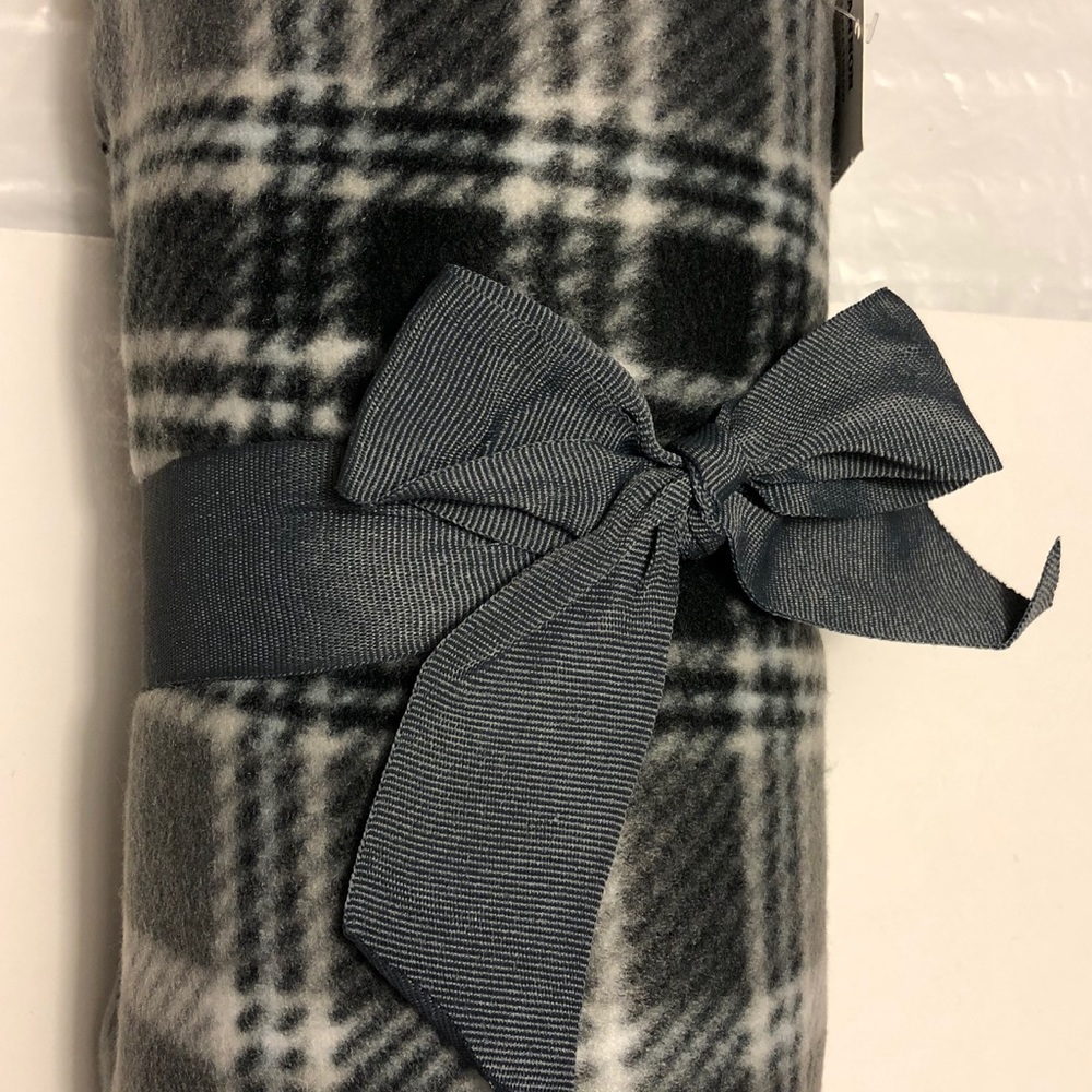 COPY - Throw Blanket- Plaid Fleece